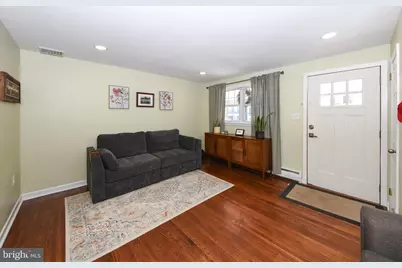 128 E 8th Avenue, Conshohocken, PA 19428 - Photo 5