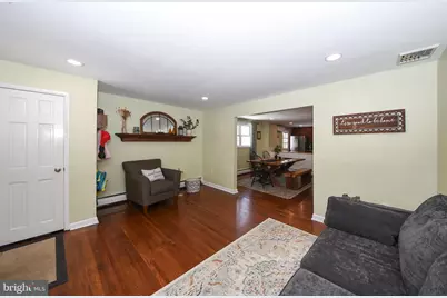 128 E 8th Avenue, Conshohocken, PA 19428 - Photo 7