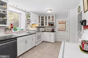 202 Elm Ave, Cheltenham, PA 19012 - Photo 13