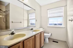 2002 Archer Ct, Norristown, PA 19403 - Photo 29