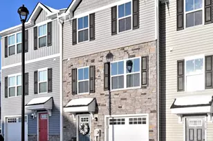 112 Van Fleet Cir, Pottstown, PA 19464 - Photo 1