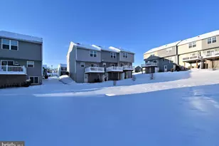 112 Van Fleet Cir, Pottstown, PA 19464 - Photo 15