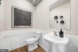 33 E Front St, Bridgeport, PA 19405 - Photo 5