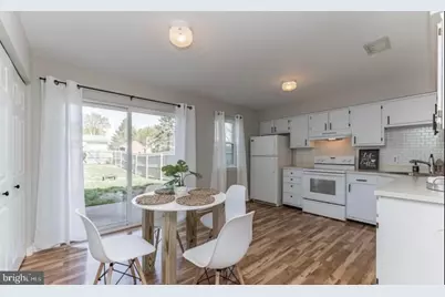 427 Blaker Drive, East Greenville, PA 18041 - Photo 5