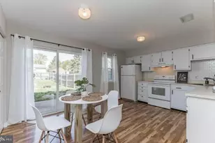 427 Blaker Dr, East Greenville, PA 18041 - Photo 5