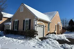 92 Wheatsheaf Ln, Norristown, PA 19403 - Photo 3