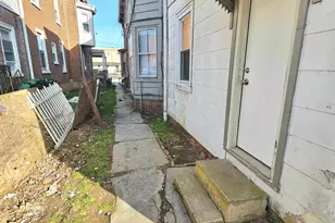 215 Haws Ave, Norristown, PA 19401 - Photo 17