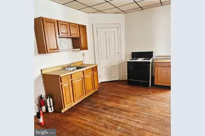 215 Haws Avenue, Norristown, PA 19401 - Photo 7