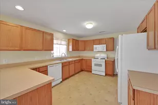 112 W Harmony Dr, Pottstown, PA 19464 - Photo 15