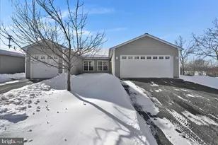 112 W Harmony Dr, Pottstown, PA 19464 - Photo 31