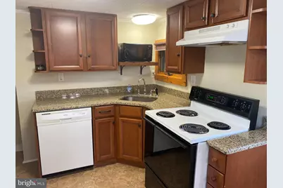 224 Pinetown Road #GARAGE APARTMENT B, Audubon, PA 19403 - Photo 21