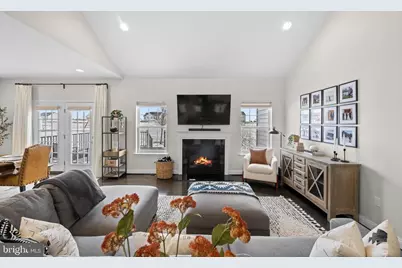 219 Sumner Court, Harleysville, PA 19438 - Photo 7