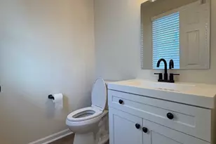 203 Jonathan Dr, North Wales, PA 19454 - Photo 7