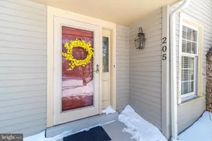 205 Bridle Ln, Ambler, PA 19002 - Photo 3