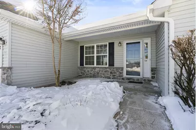 50 Presidential Drive, Royersford, PA 19468 - Photo 3