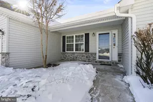 50 Presidential Dr, Royersford, PA 19468 - Photo 3