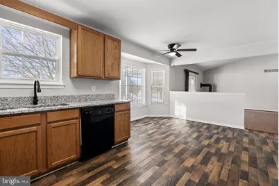 50 Presidential Drive, Royersford, PA 19468 - Photo 13