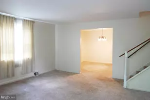 979 Glasgow St, Pottstown, PA 19464 - Photo 3