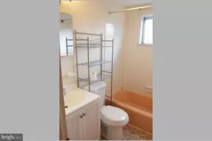 979 Glasgow St, Pottstown, PA 19464 - Photo 11