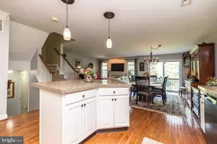 329 Manor Rd, Harleysville, PA 19438 - Photo 7