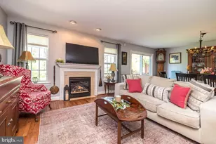 329 Manor Rd, Harleysville, PA 19438 - Photo 11