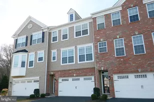 326 W Hamlin Ave, Telford, PA 18969 - Photo 3