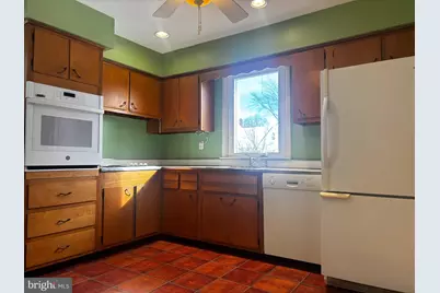 534 Barbara Drive, Norristown, PA 19403 - Photo 3