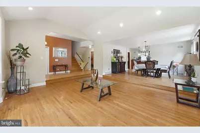 7516 Oak Lane Road, Elkins Park, PA 19027 - Photo 19