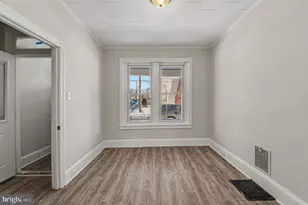 332 Oak St, Pottstown, PA 19464 - Photo 5