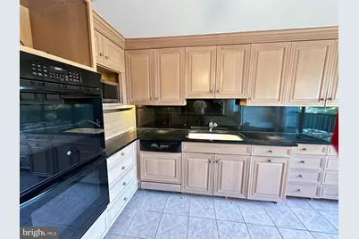 1001 City Avenue #W-405, Wynnewood, PA 19096 - Photo 11