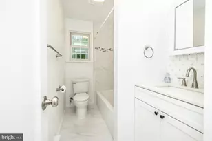 405 Edgewood Ave, Horsham, PA 19044 - Photo 23