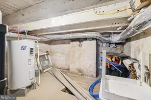 39 W 2nd St, Bridgeport, PA 19405 - Photo 21