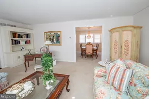 233 Lamplighter Ln, Huntingdon Valley, PA 19006 - Photo 9