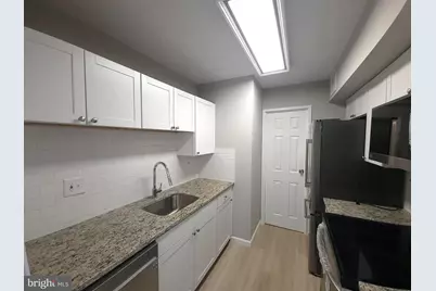 666 W Germantown Pike #2409, Plymouth Meeting, PA 19462 - Photo 3