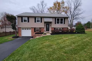 8 Red Cloud Cir, Royersford, PA 19468 - Photo 1