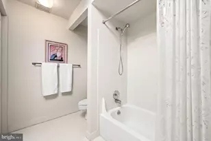 10 Llanfair Rd, Ardmore, PA 19003 - Photo 21