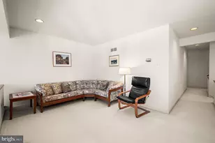 10 Llanfair Rd, Ardmore, PA 19003 - Photo 23