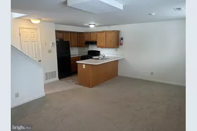 420 W 8th Street #2, Lansdale, PA 19446 - Photo 3