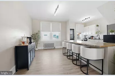 317 W Sterigere Street, Norristown, PA 19401 - Photo 5