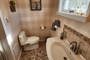 587 Moreland Rd, Huntingdon Valley, PA 19006 - Photo 13