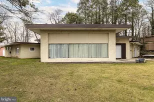 587 Moreland Rd, Huntingdon Valley, PA 19006 - Photo 3