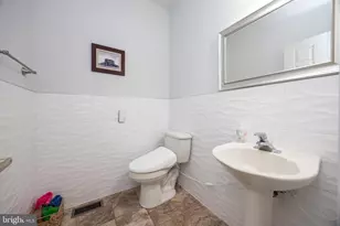 208 Castle Dr, North Wales, PA 19454 - Photo 31