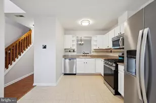 703 Evergreen Ct, North Wales, PA 19454 - Photo 5