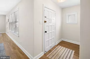 910 Edann Rd, Oreland, PA 19075 - Photo 5