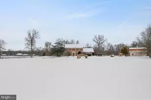 118 Middle Creek Rd, Gilbertsville, PA 19525 - Photo 7