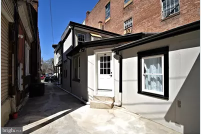 20 S Hanover Street #1A, Pottstown, PA 19464 - Photo 3