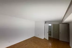 1002 Valley Glen Rd, Elkins Park, PA 19027 - Photo 17