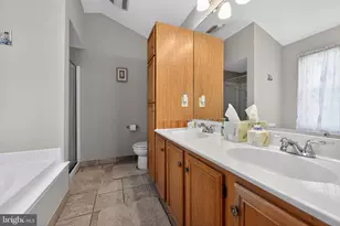 196 Azalea Cir, Royersford, PA 19468 - Photo 19