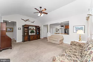 4349 Meadowridge Ln, Collegeville, PA 19426 - Photo 17