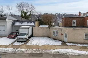 701 Spring Mill Ave, Conshohocken, PA 19428 - Photo 5